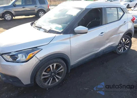 2020 Nissan Kicks Sv Xtronic Cvt from USA, damaged, VIN 3N1CP5CV5LL571135